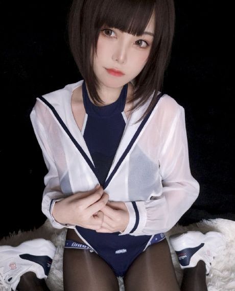 女秘书的条件电影_成长在线视频免费观看