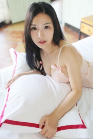 丰满年轻岳每3_BD全集免费观看